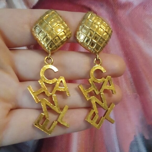 Chanel Vintage Dangle Earrings Clip-On Rare - Picture 11 of 17